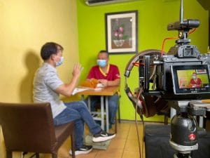 讓世界都看見-台灣好品牌-品牌人物誌-電視節目專訪-「犬行燒」側拍照片製作單位：星澤影視 製作人：游祈盛、楊含容