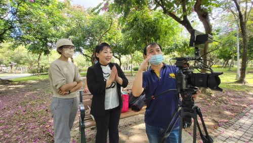 讓世界都看見-台灣好品牌-品牌人物誌-電視節目專訪-「你好中文」側拍照片1製作單位：星澤影視 製作人：游祈盛 執行製作：楊含容