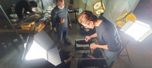 讓世界都看見-台灣好品牌-品牌人物誌-電視節目專訪-「地明藝術2」側拍照片1製作單位：星澤影視 製作人：游祈盛 執行製作：楊含容