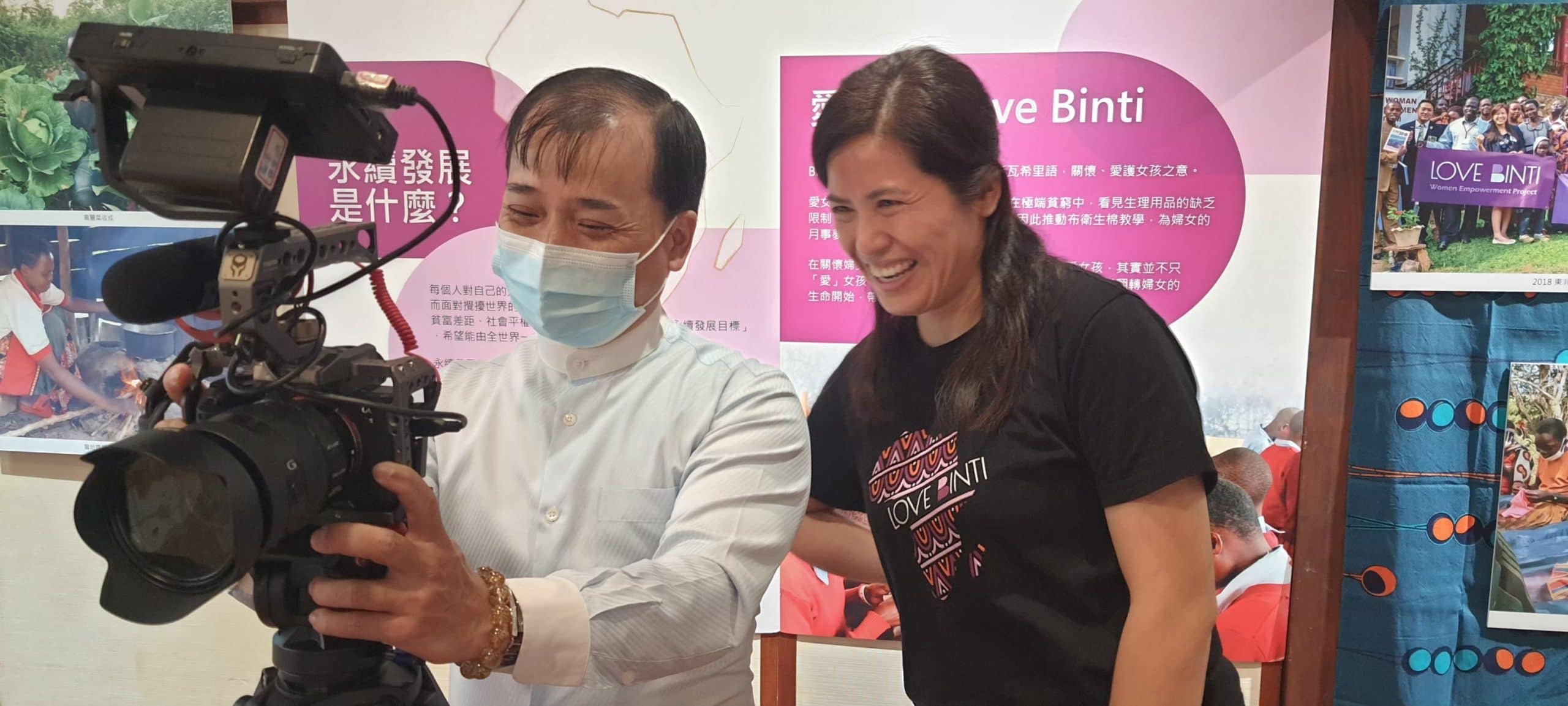 讓世界都看見-台灣好品牌-品牌人物誌-電視節目專訪-「愛女孩基金會」側拍照片1製作單位:星澤影視 製作人:游祈盛 執行製作:楊含容