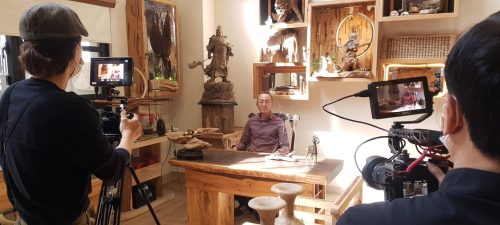 讓世界都看見-台灣好品牌-品牌人物誌-電視節目專訪-「時代沉香」側拍照片1製作單位：星澤影視 製作人：游祈盛 執行製作：楊含容