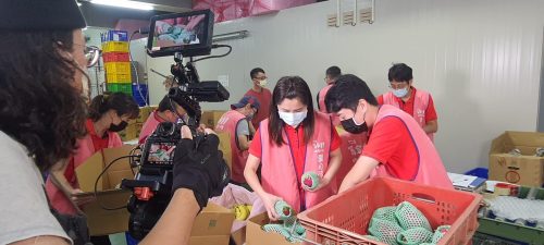 讓世界都看見-台灣好品牌-品牌人物誌-電視節目專訪-「等家寶寶」側拍照片1製作單位：星澤影視 製作人：游祈盛 執行製作：楊含容