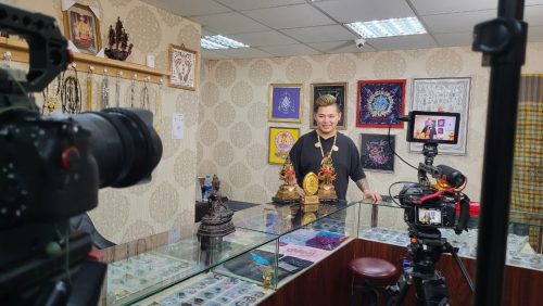 讓世界都看見-台灣好品牌-品牌人物誌-電視節目專訪-「艾倫佛牌」側拍照片5製作單位：星澤影視 製作人：游祈盛、楊含容