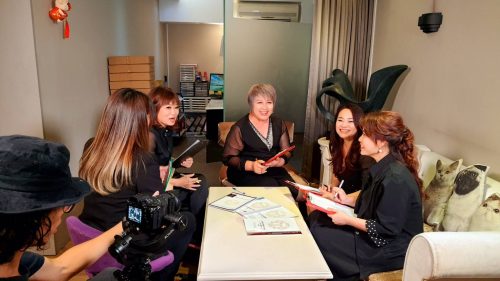 讓世界都看見-台灣好品牌-品牌人物誌-電視節目專訪-「iCBA協會」側拍照片1製作單位：星澤影視 製作人：游祈盛、楊含容