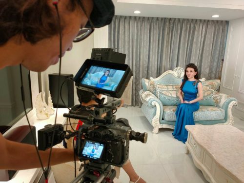 讓世界都看見-台灣好品牌-品牌人物誌-電視節目專訪-「SO-9索尼國際化妝品」側拍照片製作單位：星澤影視 製作人：游祈盛、楊含容