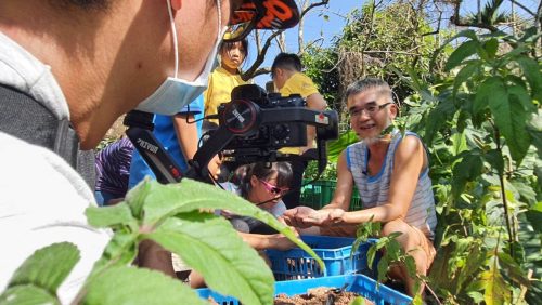 讓世界都看見-台灣好品牌-品牌人物誌-電視節目專訪-「啟德雞場」側拍照片1製作單位：星澤影視 製作人：游祈盛 執行製作：楊含容