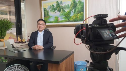 讓世界都看見-台灣好品牌-電視節目專訪-「ARK Lab 佳承智慧」-幕後側拍06 製作單位：星澤國際 製作人：游祈盛、楊含容