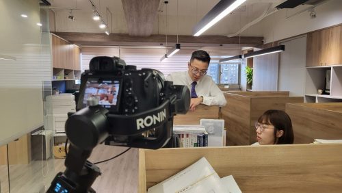 讓世界都看見-台灣好品牌-電視節目專訪-「鵬曜法律」-幕後側拍03 製作單位：星澤影視 製作人：游祈盛、楊含容