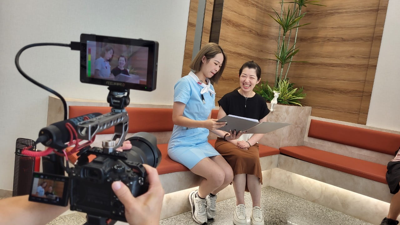 讓世界都看見-電視節目專訪-「沐光美學牙醫診所」-幕後側拍04 製作單位：星澤影視 製作人：游祈盛、楊含容