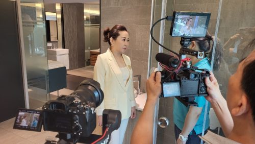 品牌人物誌-電視節目專訪-「美而輔具」-幕後側拍02 製作單位：星澤影視 製作人：游祈盛、楊含容