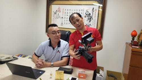 讓世界都看見-電視節目專訪-「安永全球」-幕後側拍01製作單位：星澤影視 製作人：游祈盛、楊含容