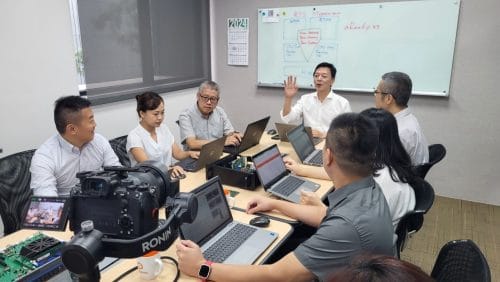 讓世界都看見-電視節目專訪-「康佳特科技」-幕後側拍01製作單位：星澤影視 製作人：游祈盛、楊含容