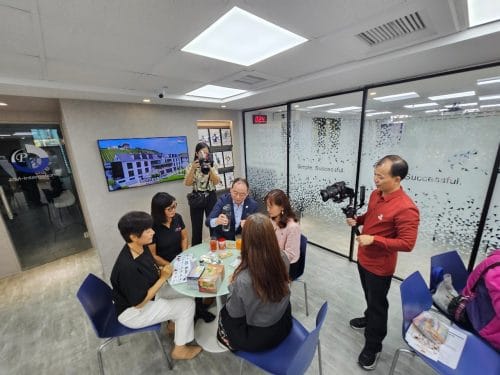 讓世界都看見-電視節目專訪-「普爾曼」-幕後側拍01製作單位：星澤影視 製作人：游祈盛、楊含容