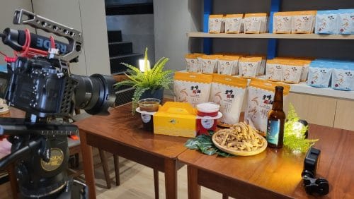 讓世界都看見-電視節目專訪-「登峰食品」-幕後側拍05製作單位：星澤影視 製作人：游祈盛、楊含容