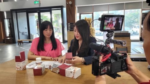 讓世界都看見-電視節目專訪-「百麗德國際」-幕後側拍03製作單位：星澤影視 製作人：游祈盛、楊含容