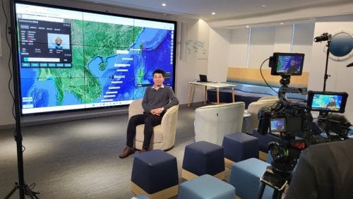 讓世界都看見-電視節目專訪-「摯陞數位科技」-幕後側拍01製作單位：星澤影視 製作人：游祈盛、楊含容