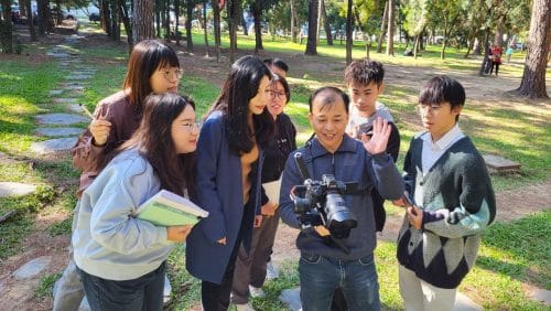 讓世界都看見-電視節目專訪-「柳婉郁教授」-幕後側拍01製作單位：星澤影視 製作人：游祈盛、楊含容