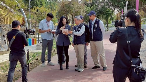 讓世界都看見-品牌人物誌-台灣好品牌-電視節目專訪-「柳婉郁教授」幕後側拍04- 製作單位：星澤影視 製作人：游智翔、楊含容